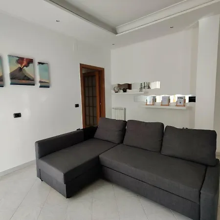 La Casa Di Giu * Pozzuoli