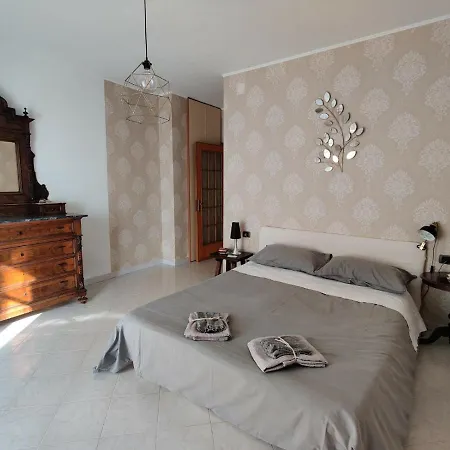 La Casa Di Giù *